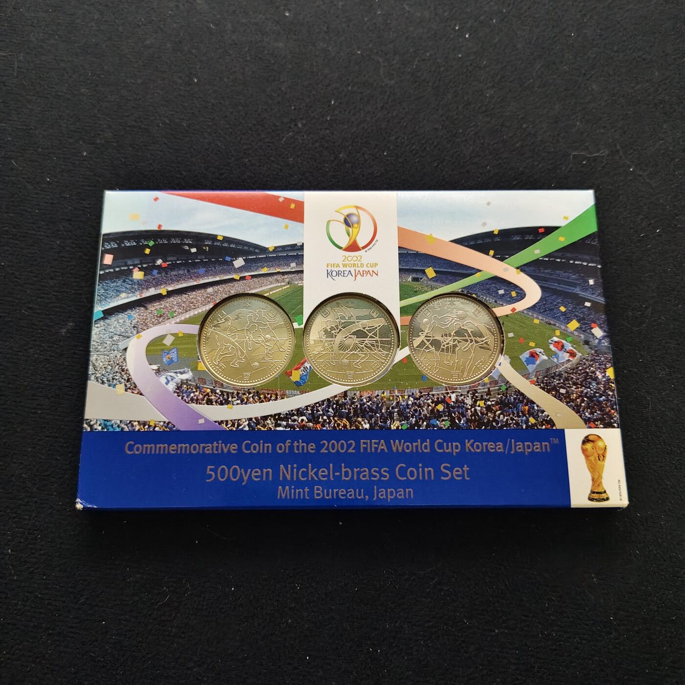 【全场包邮】纯粹捡漏拍485场（免费代拍第22场） 日本平成14年（2002年）500円日韩世界杯3枚纪念币官方封装套币
