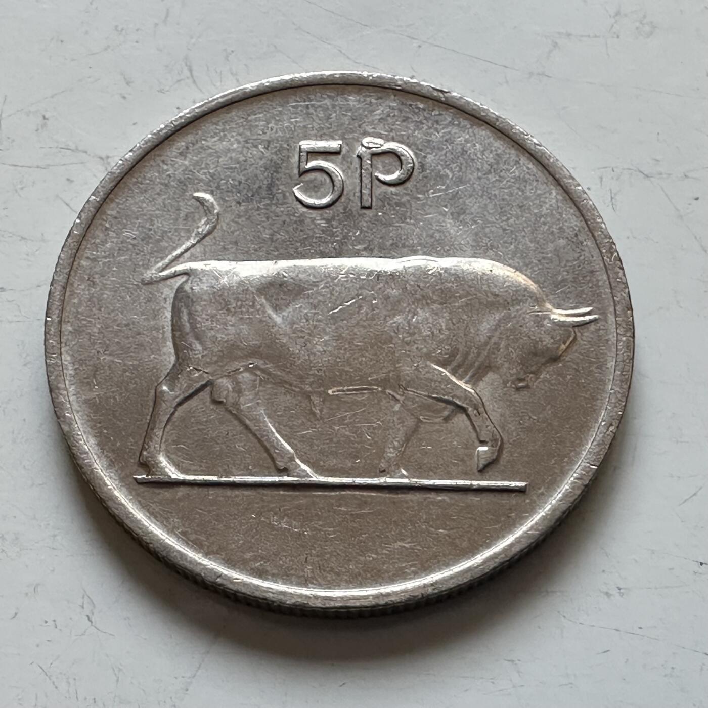 🌹外币初藏🌹🐯2025年第140场  每周二四六晚8️⃣点 接代拍 爱尔兰1980年5便士