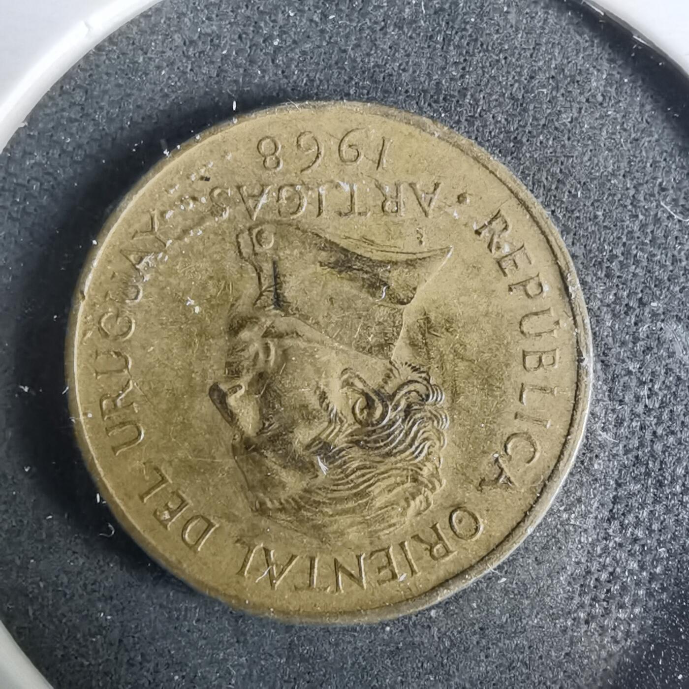 沼泽如烟--第929场 乌拉圭1968年1比索