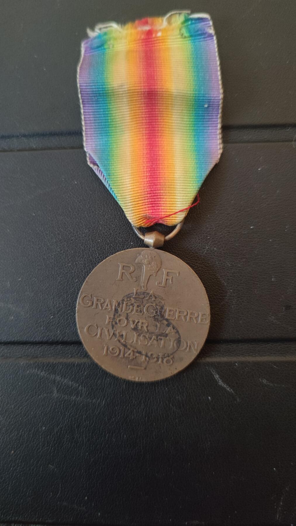 全场0元起拍，周六（12.13）下午5点开始，第70期 法国一战胜利奖章。