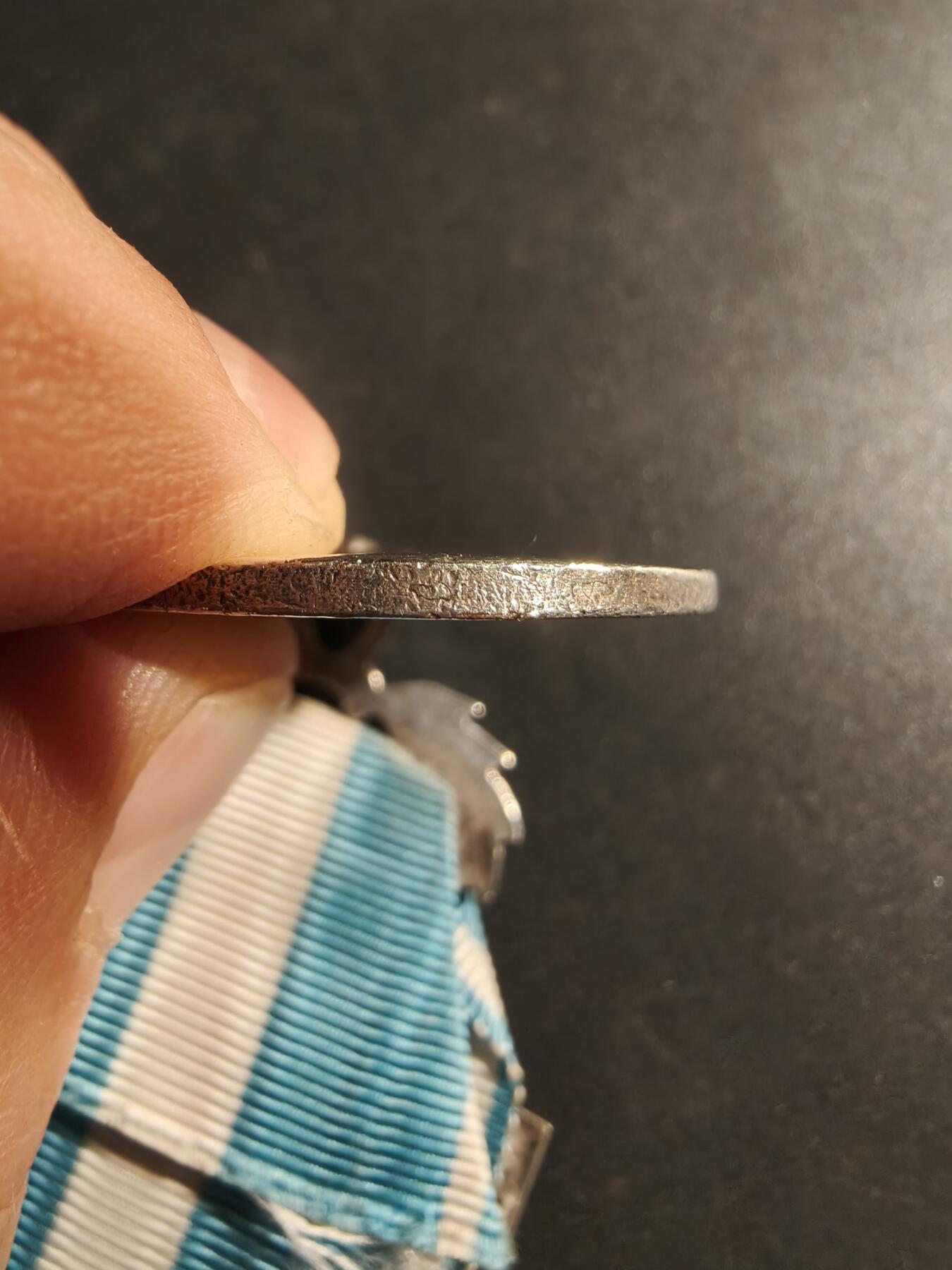 老王徽章第169期 法国殖民奖章   950银    突尼斯、马达加斯加双勋条