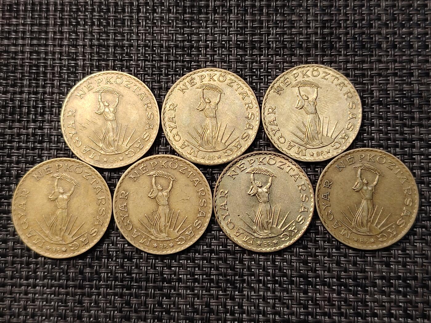 布加迪🐬～世界钱币(上海)🌾第 265 期 /  各国套币和散币