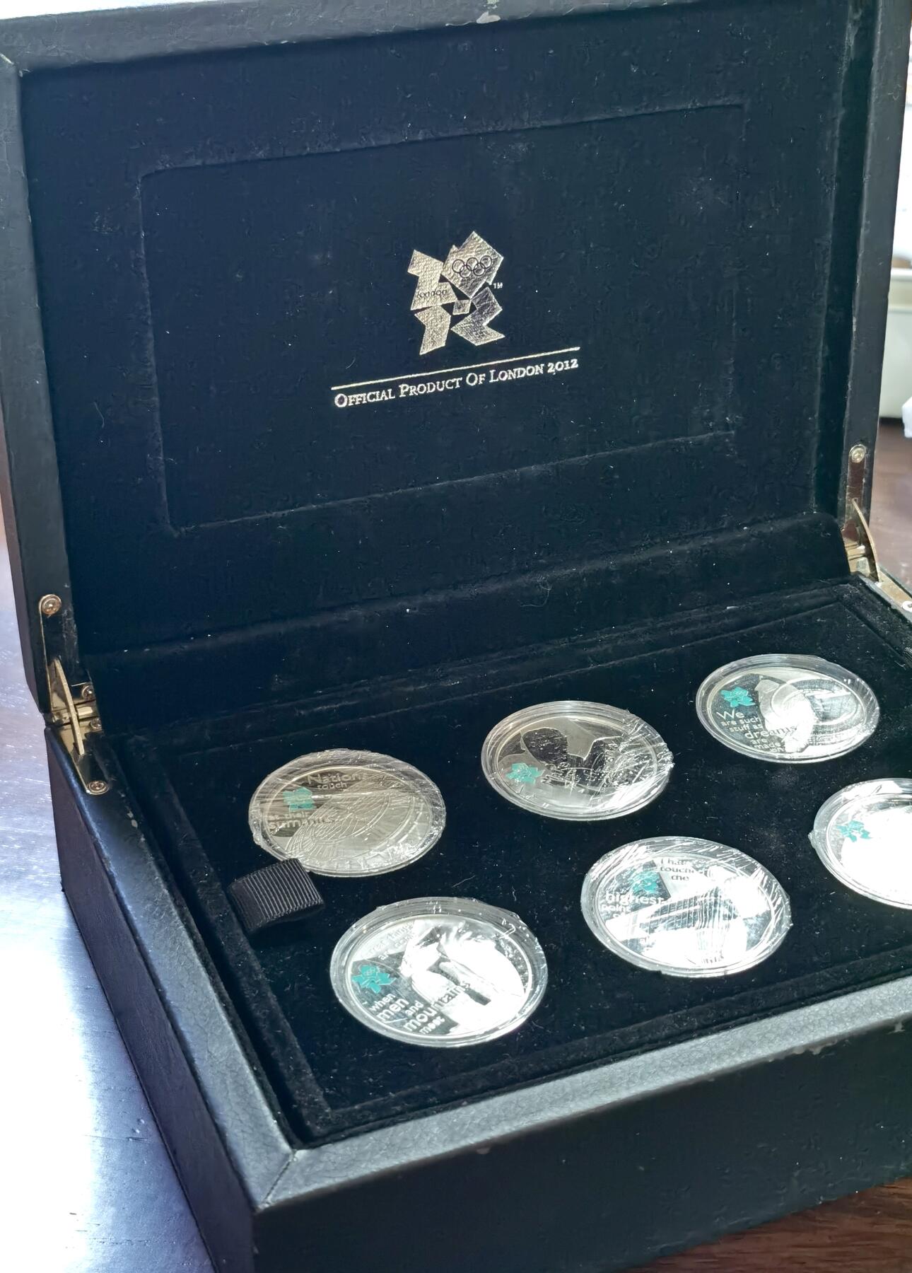 甄臻铺-世界币章拍卖（第43期）送拍享返佣金等优惠多多 英国 2009年，6枚套装，伦敦奥运倒计时纪念银币，单枚面值5英镑，含28.28克925银，共169.68克。原盒证。