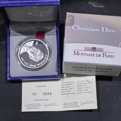 道一币馆币章第一百五十八场 - 原盒证 法国2007年知名品牌迪奥创始人逝世50周年10欧元精制银币