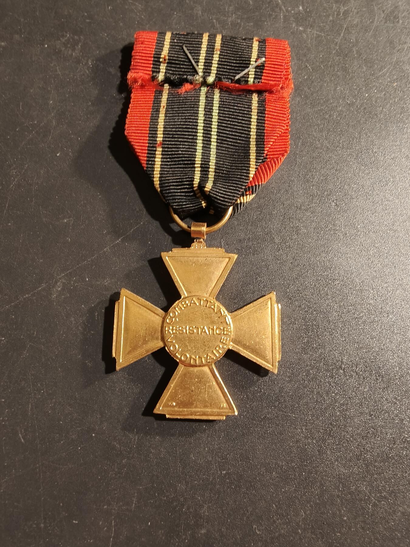 老王徽章第169期 法国二战抵抗组织志愿者服役十字奖章