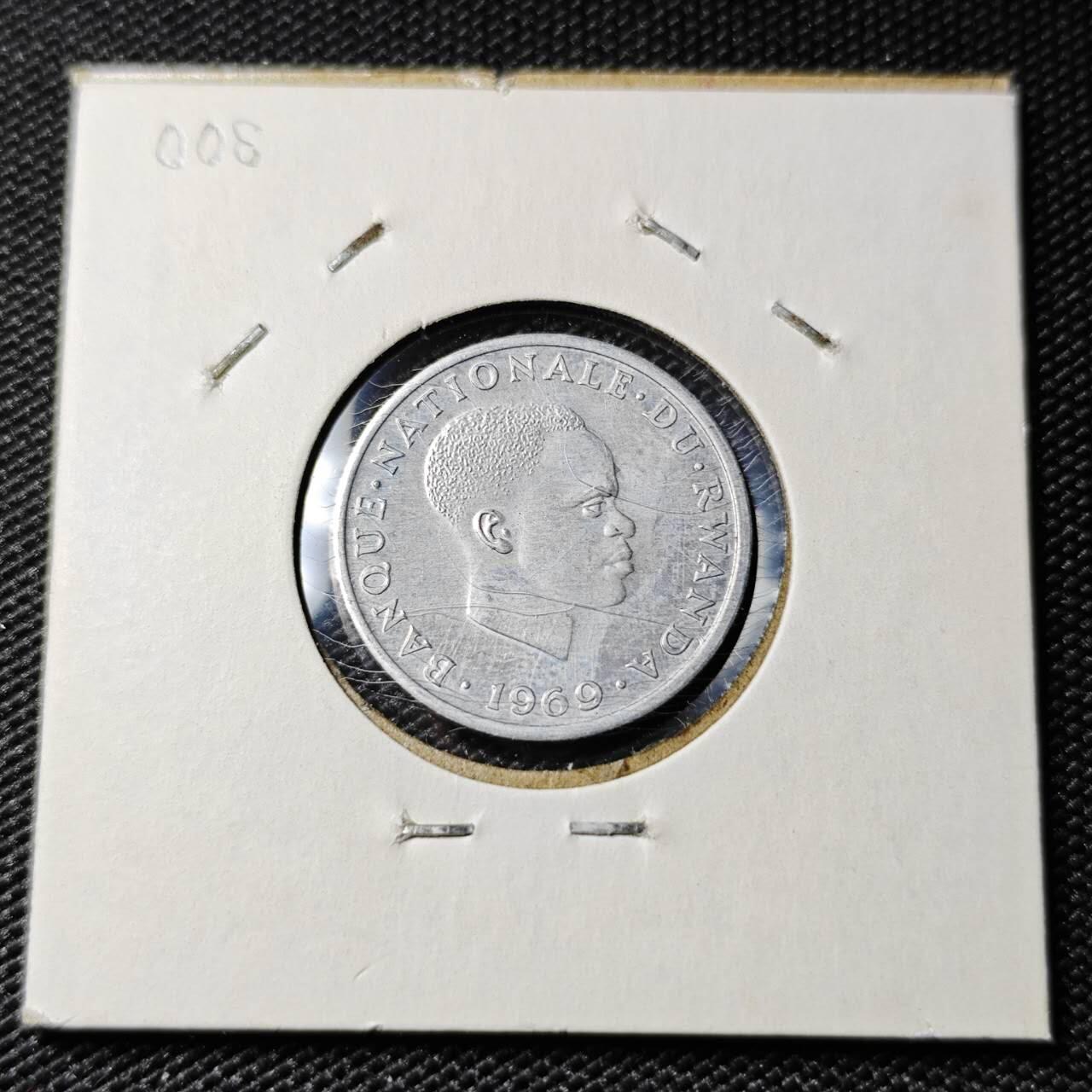 KK钱币收藏小铺 第378期  2月预留时间 周末发货  1969卢旺达1法郎 好品