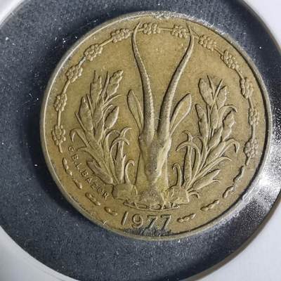 沼泽如烟--第929场 - 西非1977年5法郎