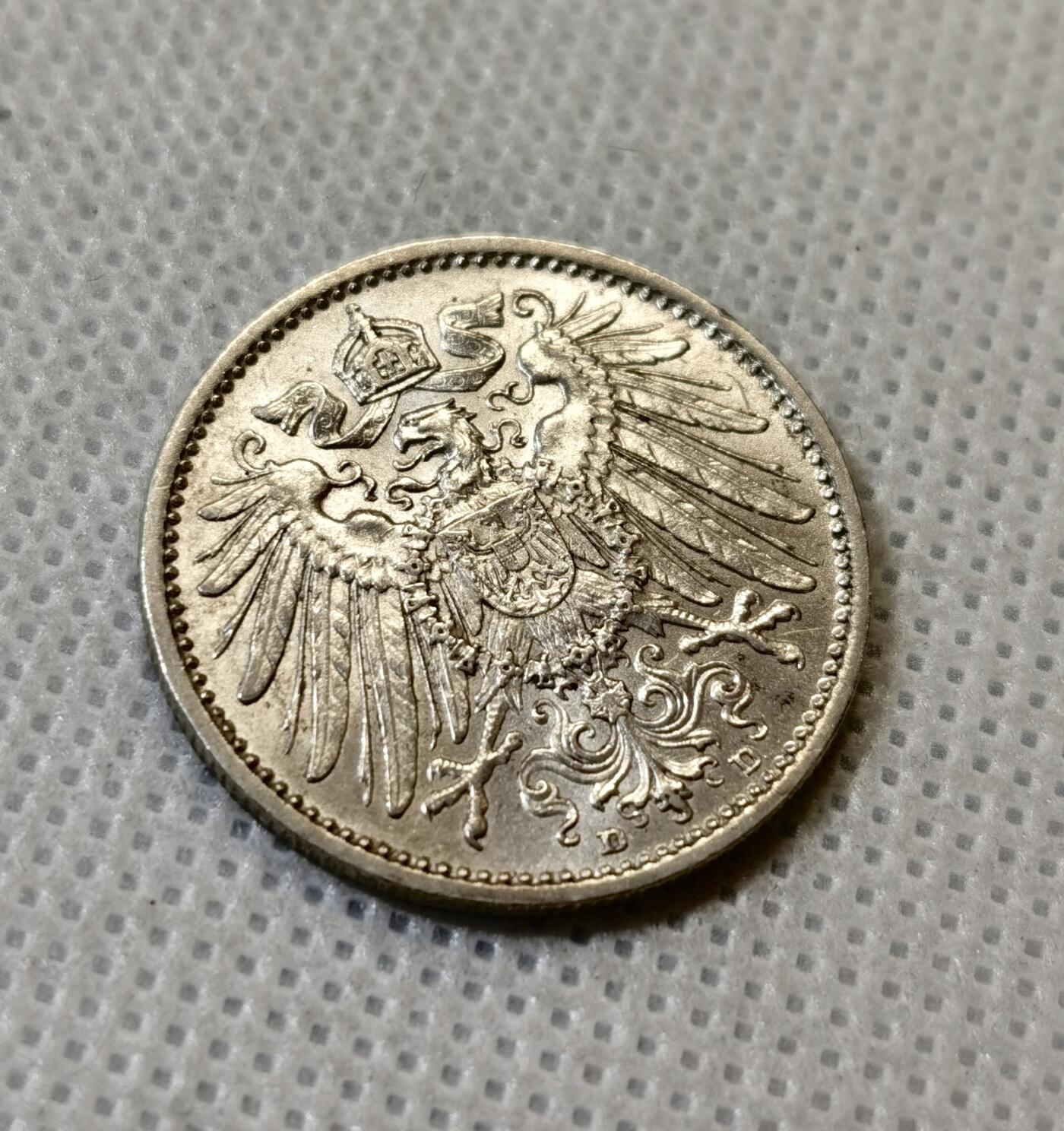 甄臻铺-世界币章拍卖（第43期）送拍享返佣金等优惠多多 UNC 德国1915年长翅鹰1马克银币 车轮转光 羽毛清晰，细节见图