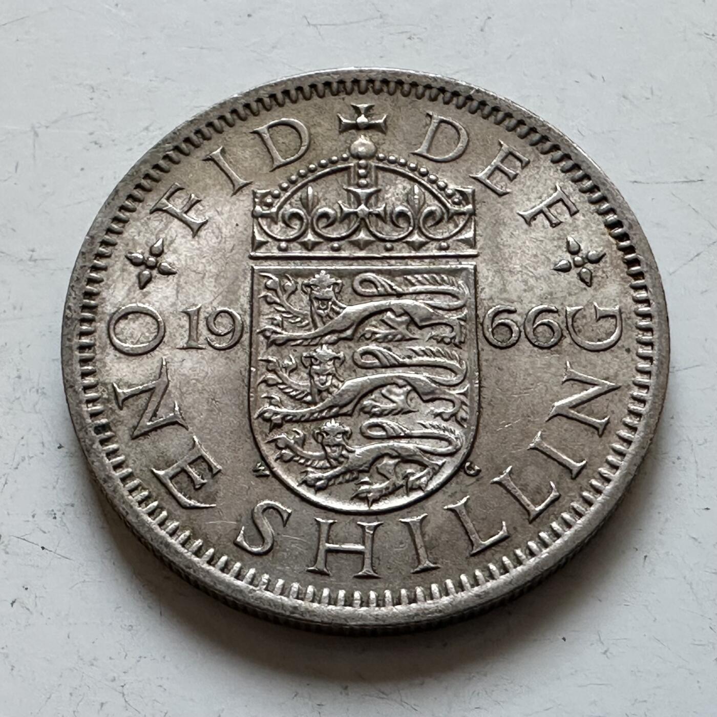 🌹外币初藏🌹🐯2025年第140场  每周二四六晚8️⃣点 接代拍 英国1966年一先令