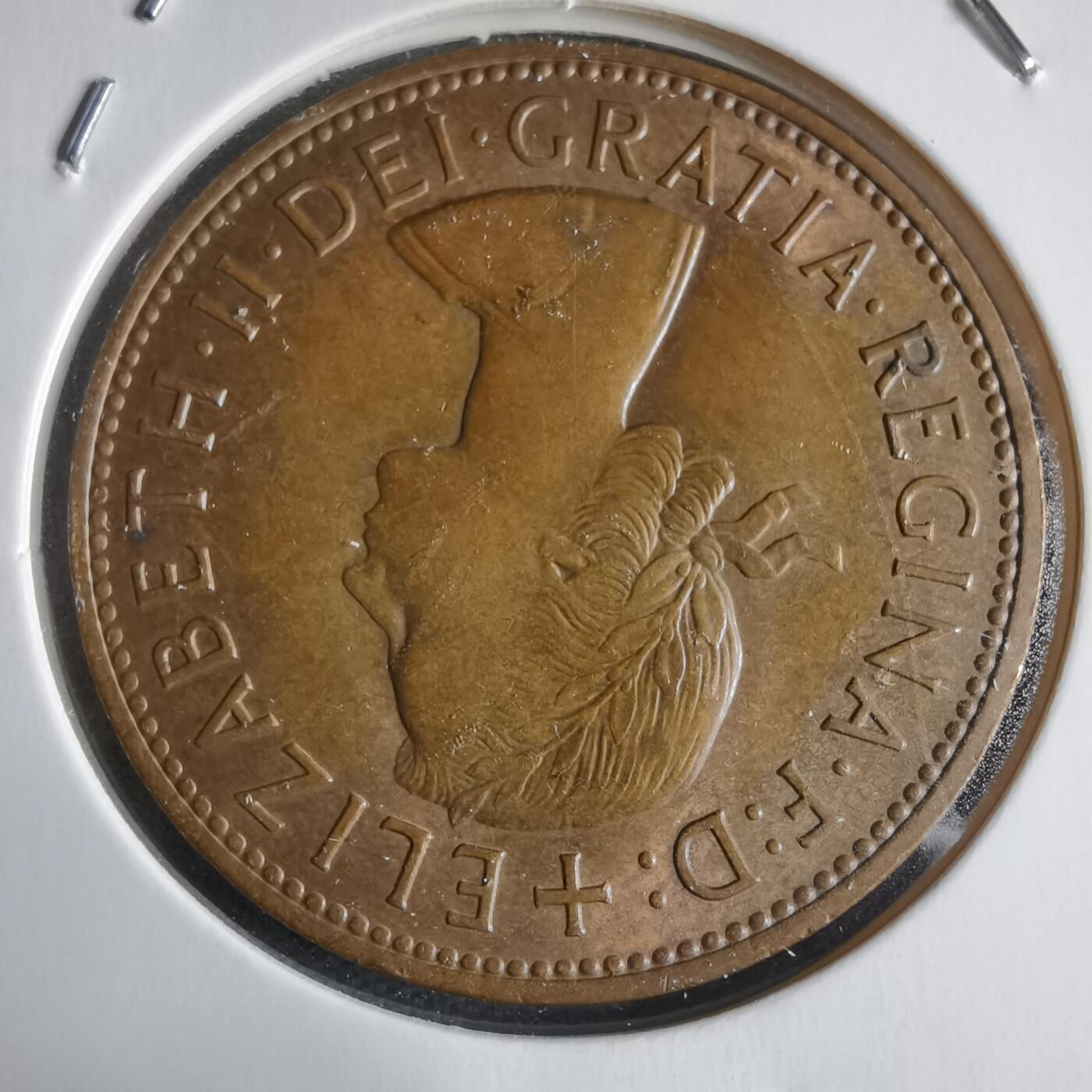 沼泽如烟--第928场 英国1966年1便士