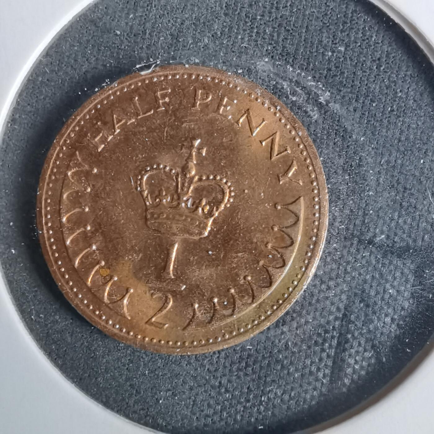 沼泽如烟--第929场 英国1983年半便士