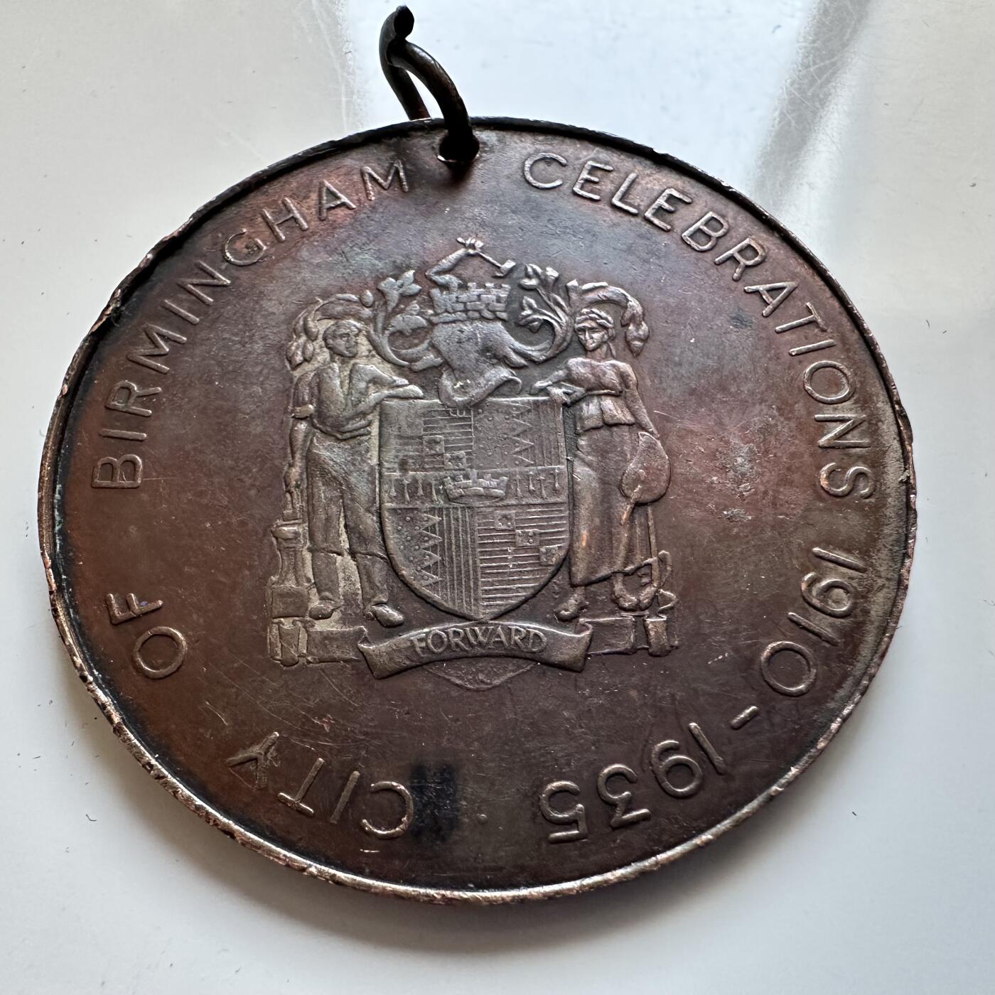 🌹外币初藏🌹🐯2025年第140场  每周二四六晚8️⃣点 接代拍 英国1935年乔治五世银禧纪念章 38毫米16.4克 伯明翰1935年银禧庆典