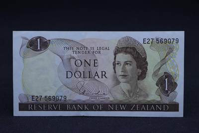 【淘币小摊】限时拍第八百二十八拍  纸币场  满百包邮可预留两周  周一统一发货  -  新西兰1元纸币【有折】