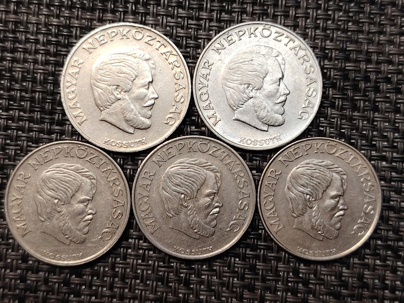 布加迪🐬～世界钱币(上海)🌾第 265 期 /  各国套币和散币 匈牙利🇭🇺 1971年,1976年,1983~1985年 5福林 5枚～C11 年份收藏者关注