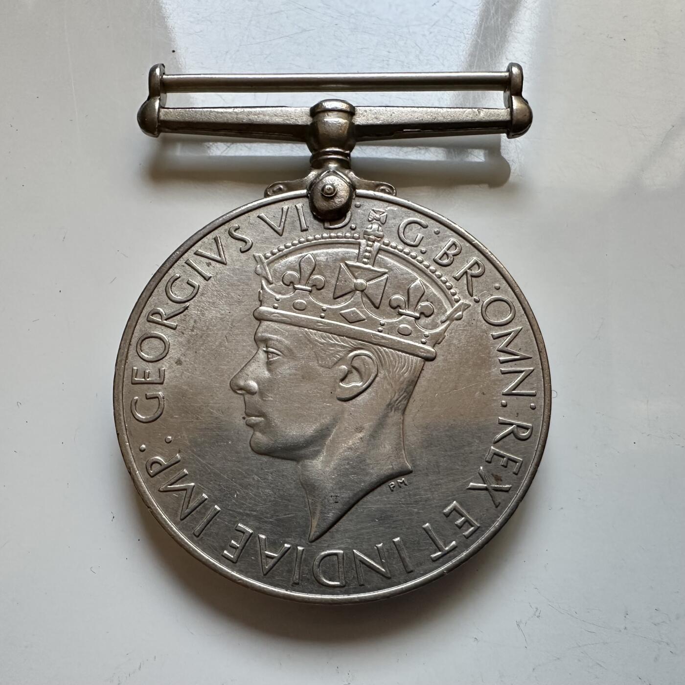 🌹外币初藏🌹🐯2025年第140场  每周二四六晚8️⃣点 接代拍 英国1945年二战胜利纪念章 镍银 36.1毫米31.8克