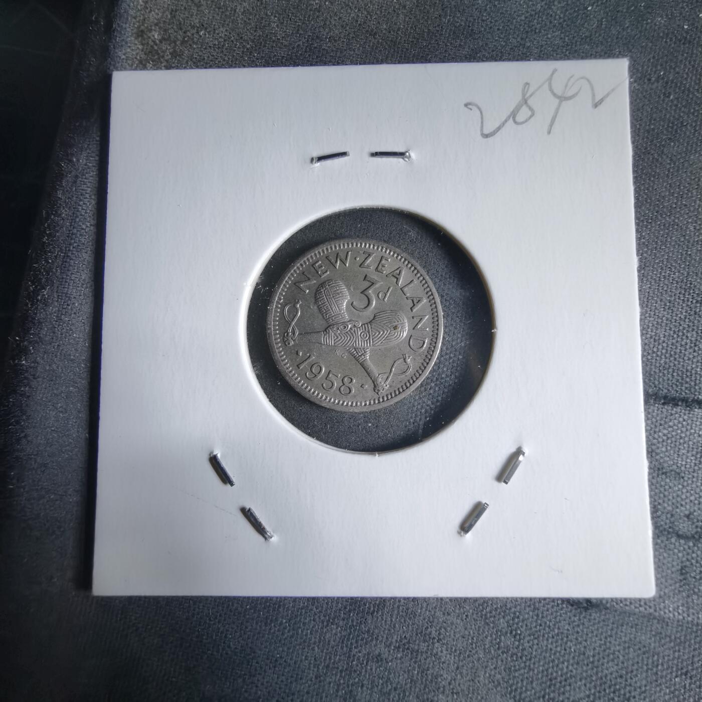 沼泽如烟--第928场 新西兰1958年3便士