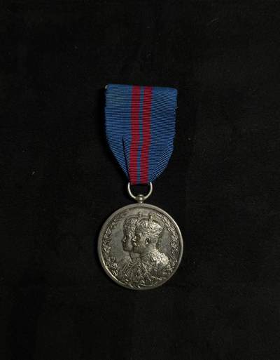 欢庆元旦！戎马世界章牌大赏第109期元旦大拍 - 英国乔治五世德里杜尔巴奖章