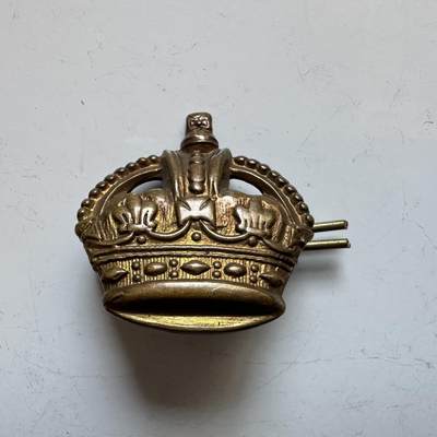 🌹外币初藏🌹🐯2025年第140场  每周二四六晚8️⃣点 接代拍 - 英国王室皇冠徽章配饰