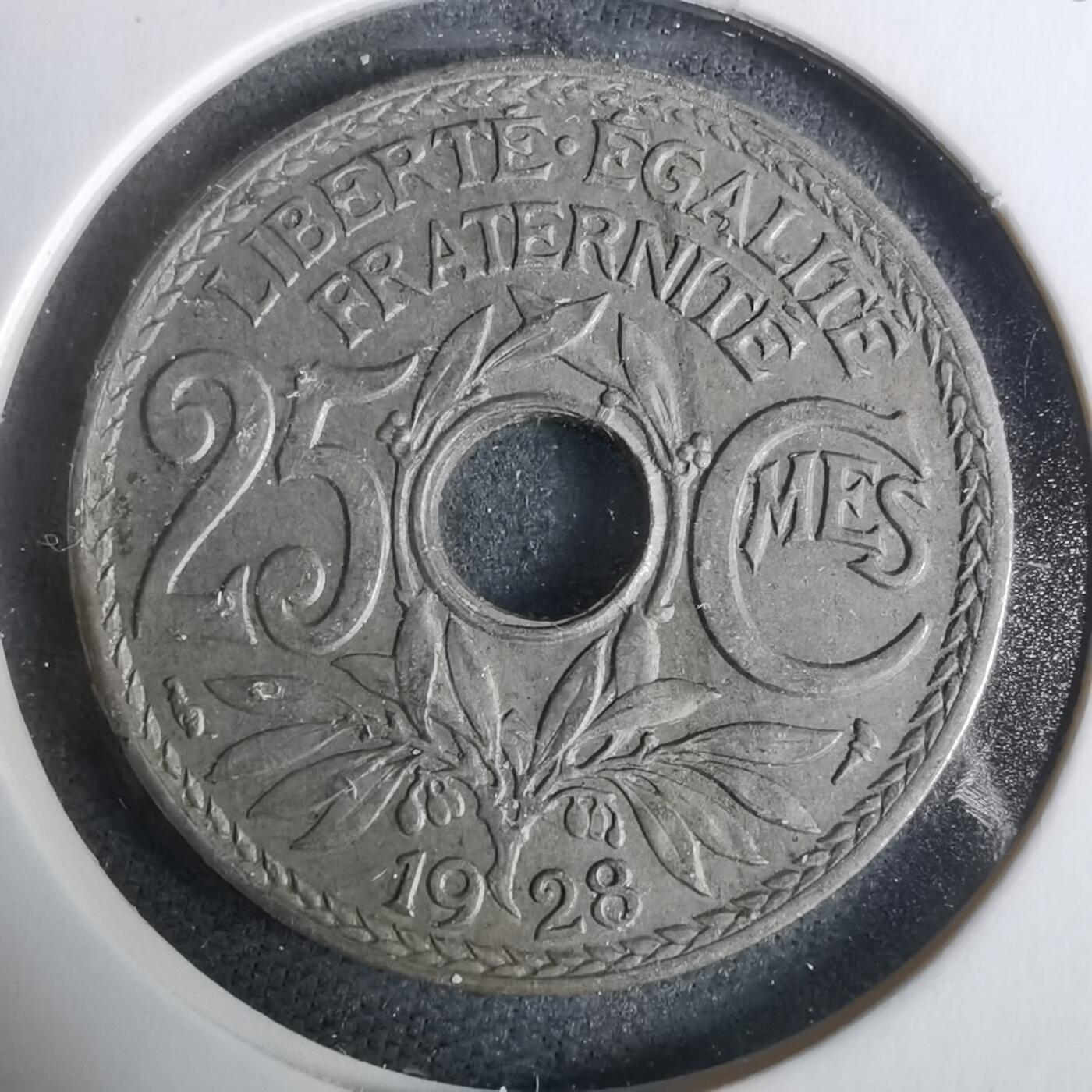 沼泽如烟--第929场 法国1928年25分