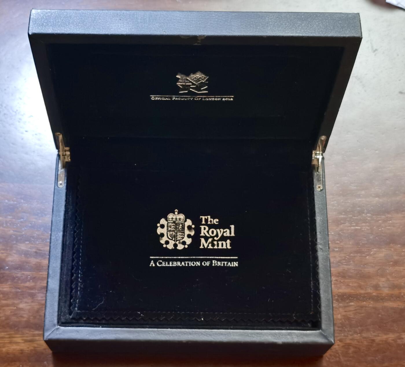 甄臻铺-世界币章拍卖（第43期）送拍享返佣金等优惠多多 英国 2009年，6枚套装，伦敦奥运倒计时纪念银币，单枚面值5英镑，含28.28克925银，共169.68克。原盒证。