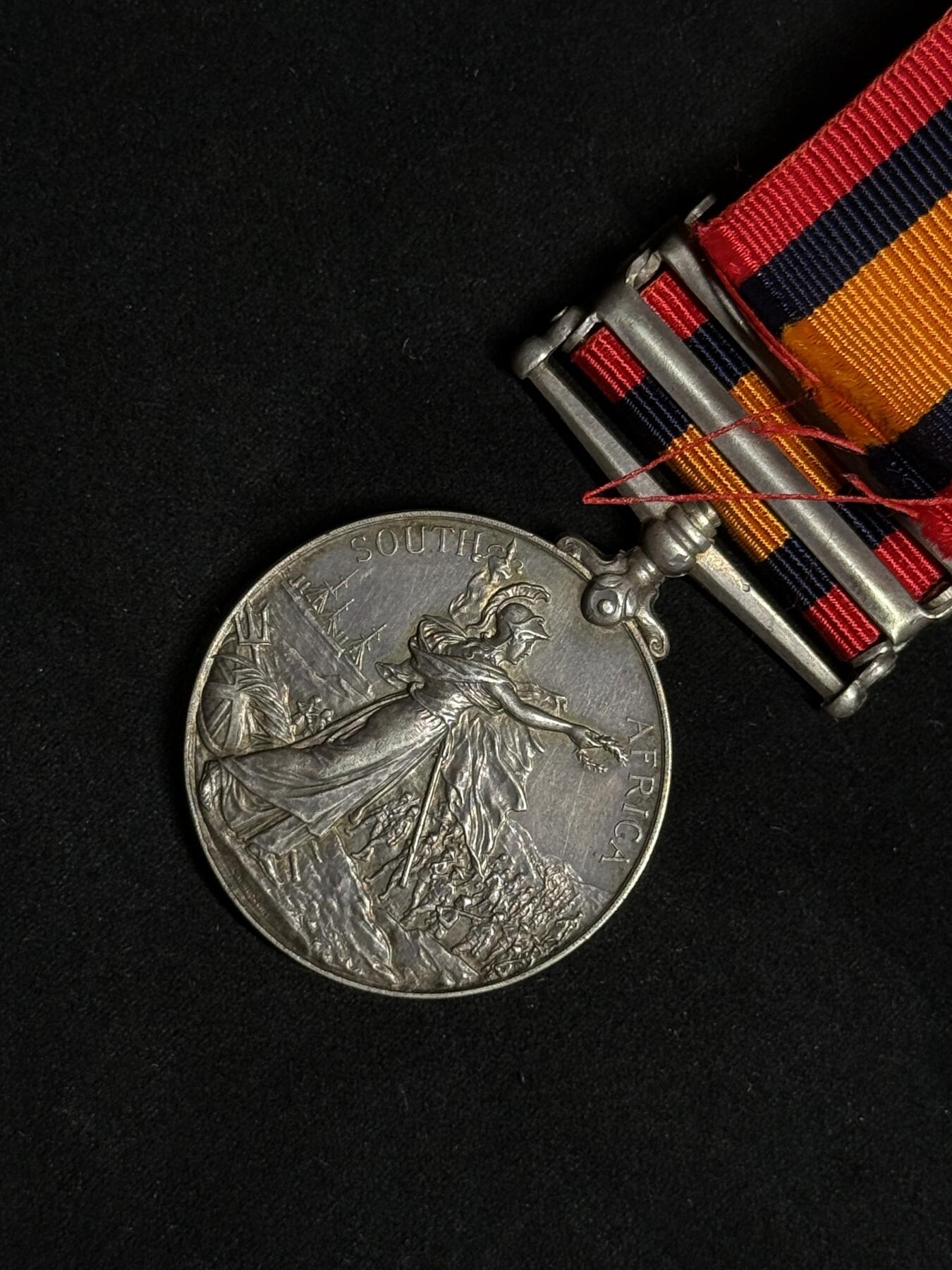 欢庆元旦！戎马世界章牌大赏第109期元旦大拍 英国布尔战役奖章，双勋条