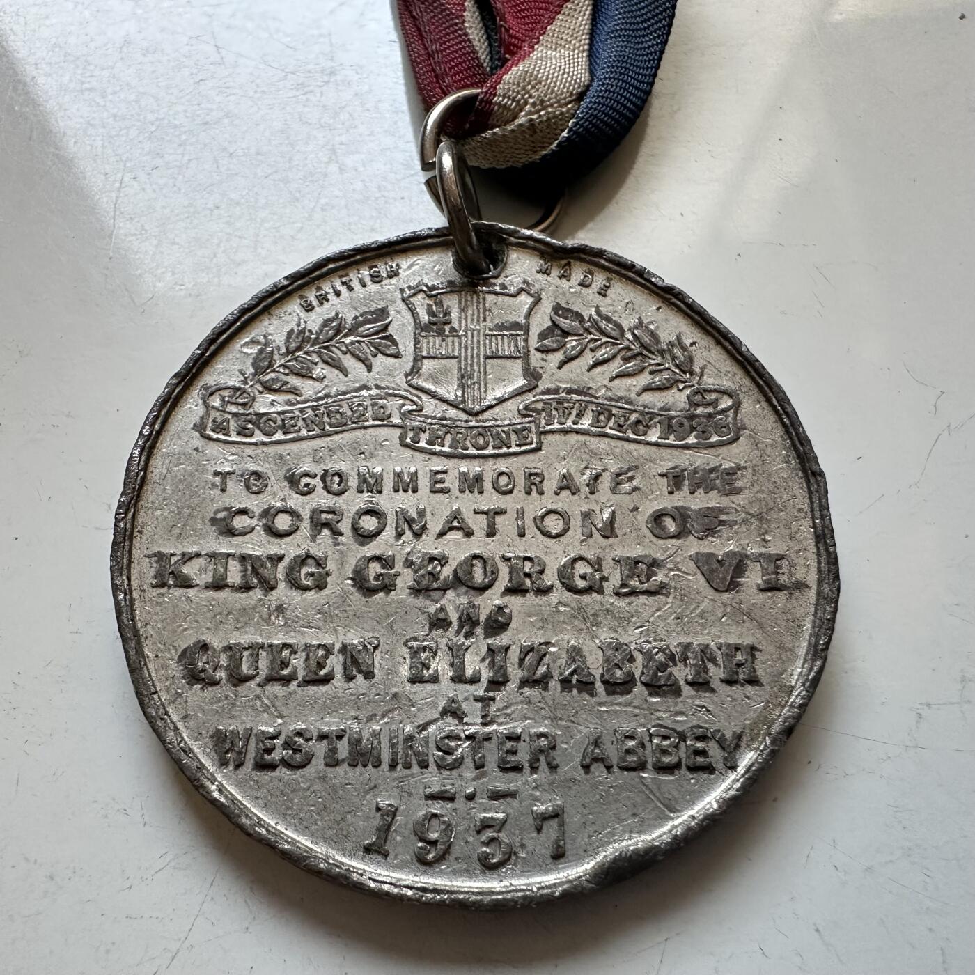 🌹外币初藏🌹🐯2025年第140场  每周二四六晚8️⃣点 接代拍 英国1937年乔治六世加冕纪念章 锡制 38.4毫米22.3克