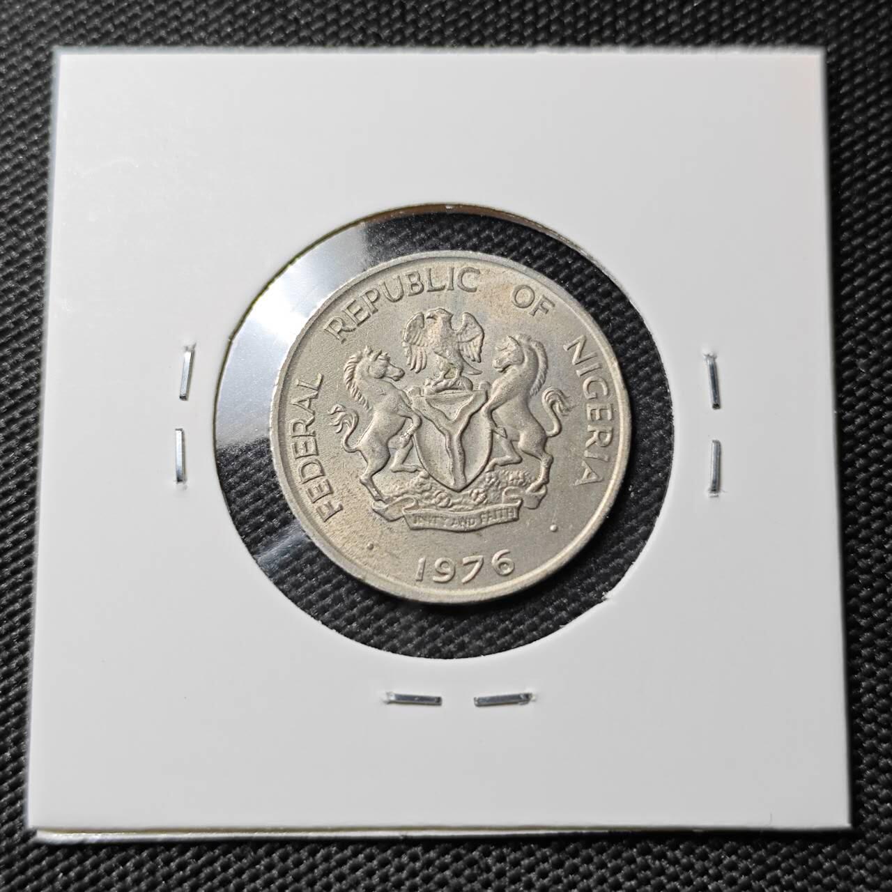KK钱币收藏小铺 第378期  2月预留时间 周末发货  1976尼尔利亚10考包 好品