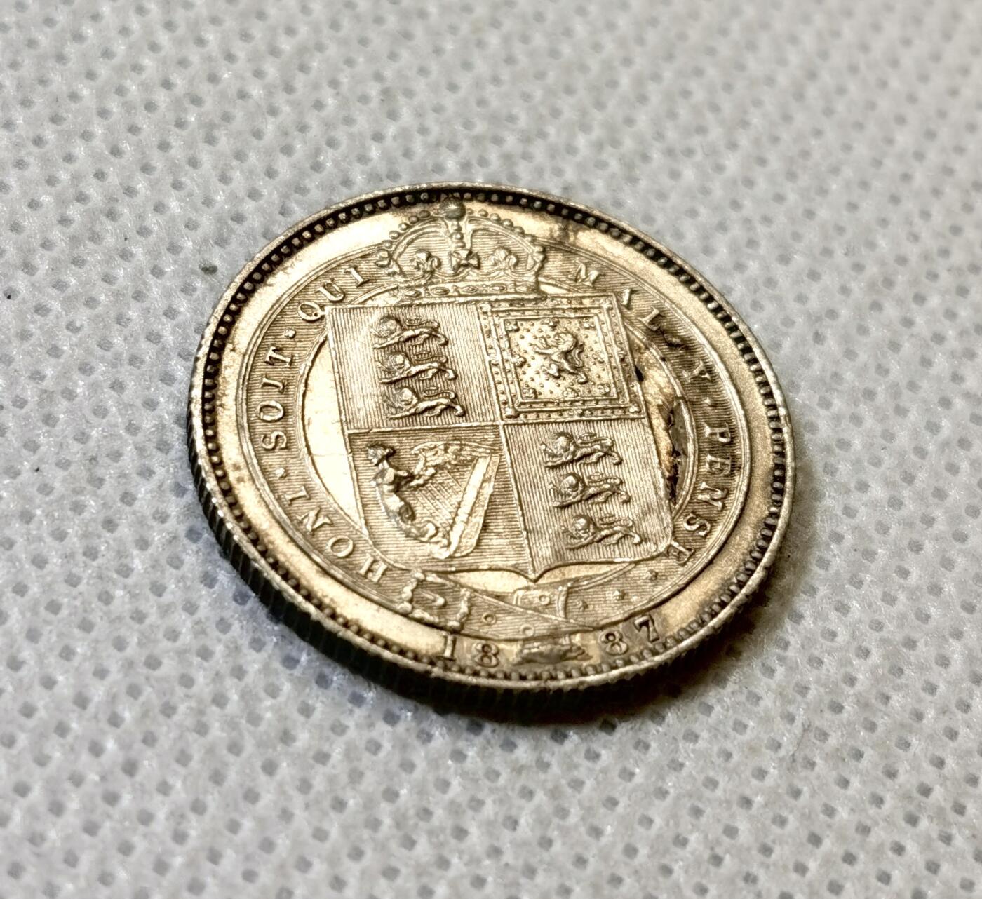 甄臻铺-世界币章拍卖（第43期）送拍享返佣金等优惠多多