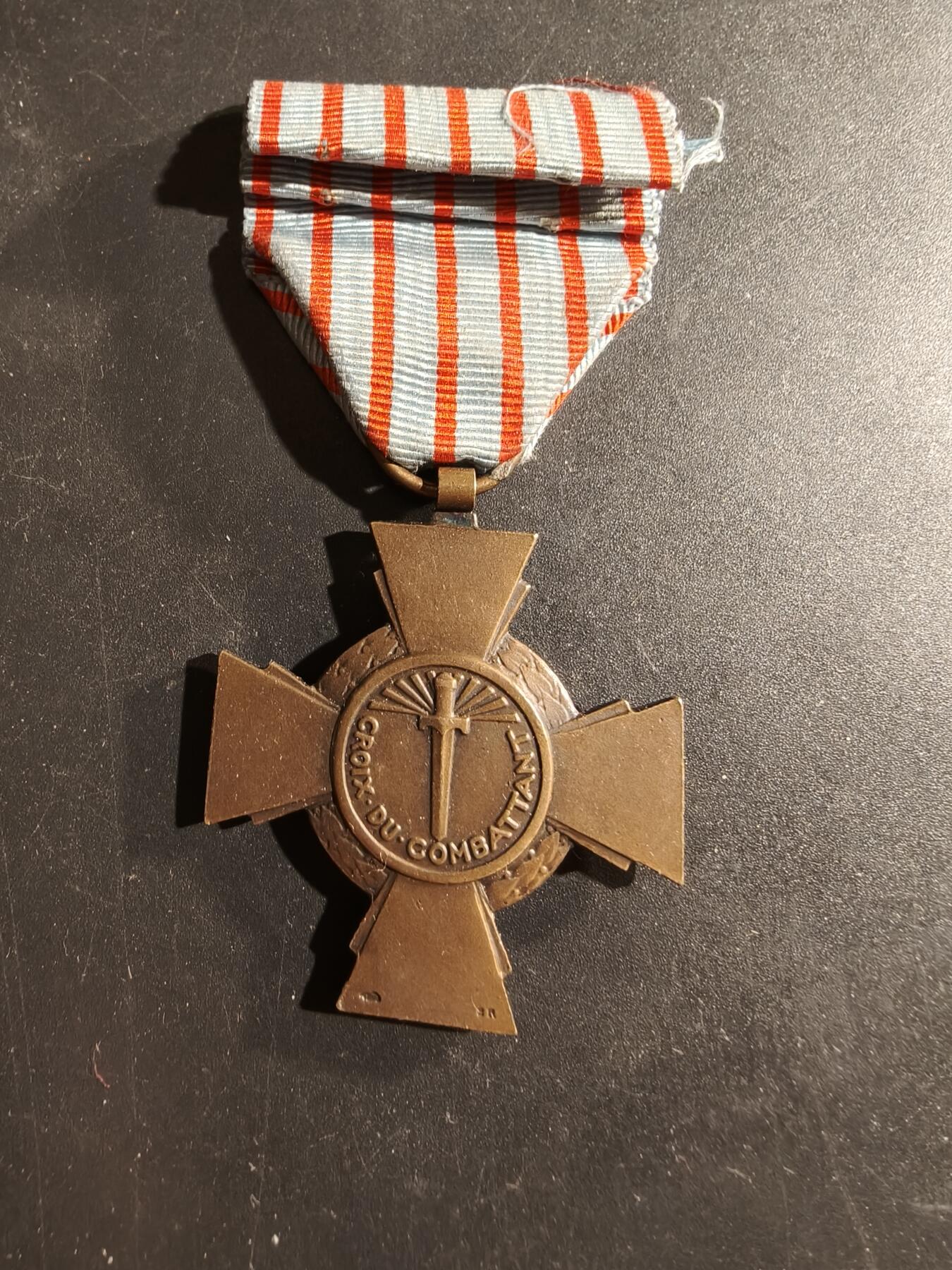 老王徽章第169期 法国战斗十字奖章