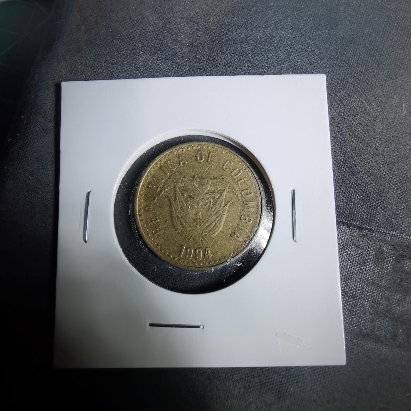 沼泽如烟--第929场 哥伦比亚1994年100比索