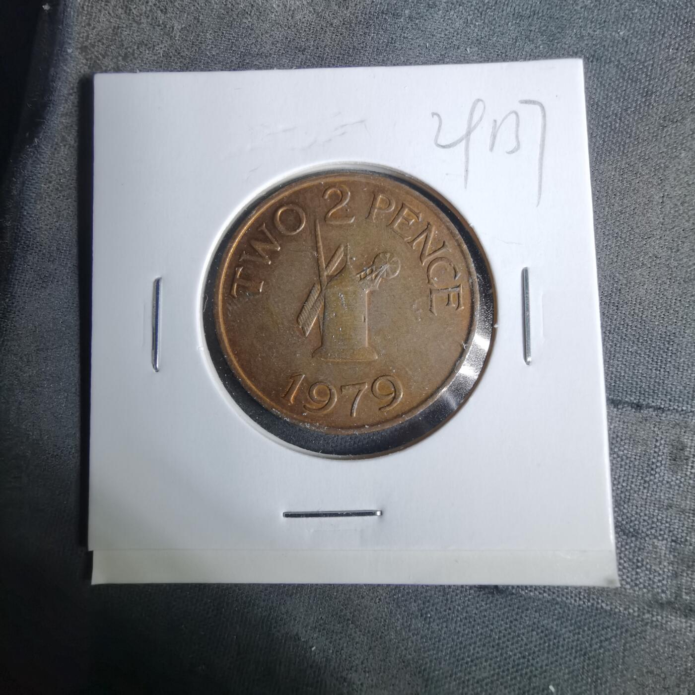 沼泽如烟--第929场 根西1979年2便士