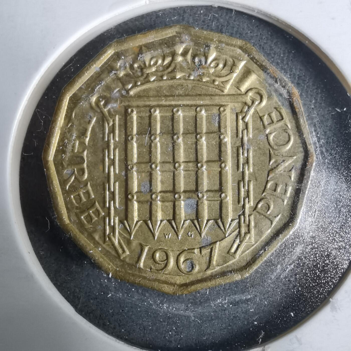 沼泽如烟--第929场 英国1967年3便士