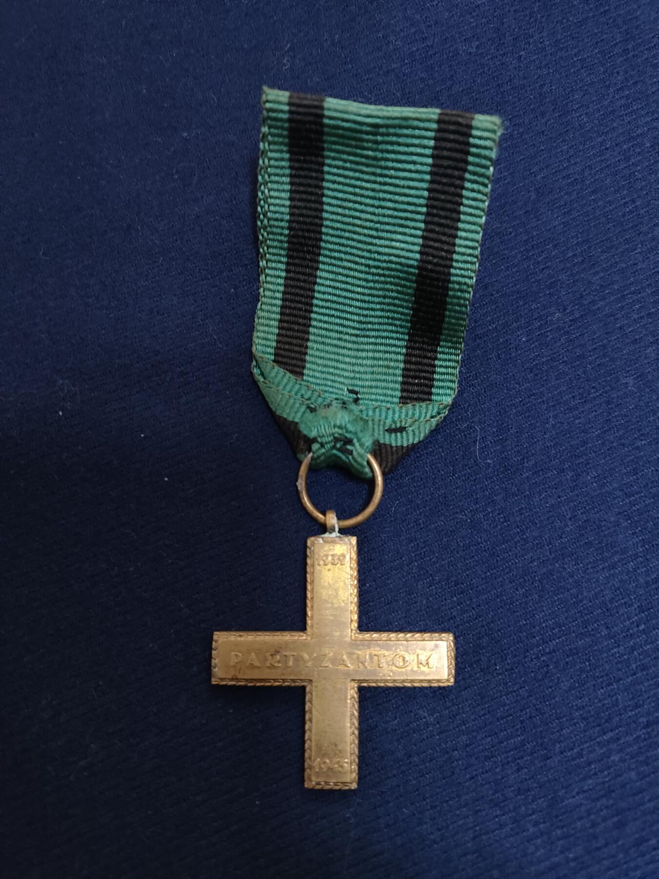 时顺第二十七拍 波兰游击队十字