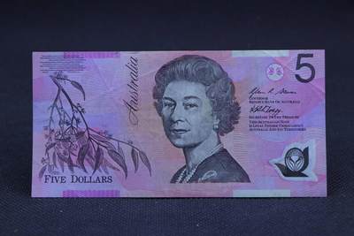 【淘币小摊】限时拍第八百二十八拍  纸币场  满百包邮可预留两周  周一统一发货  -   澳大利亚5元塑料钞【有折】