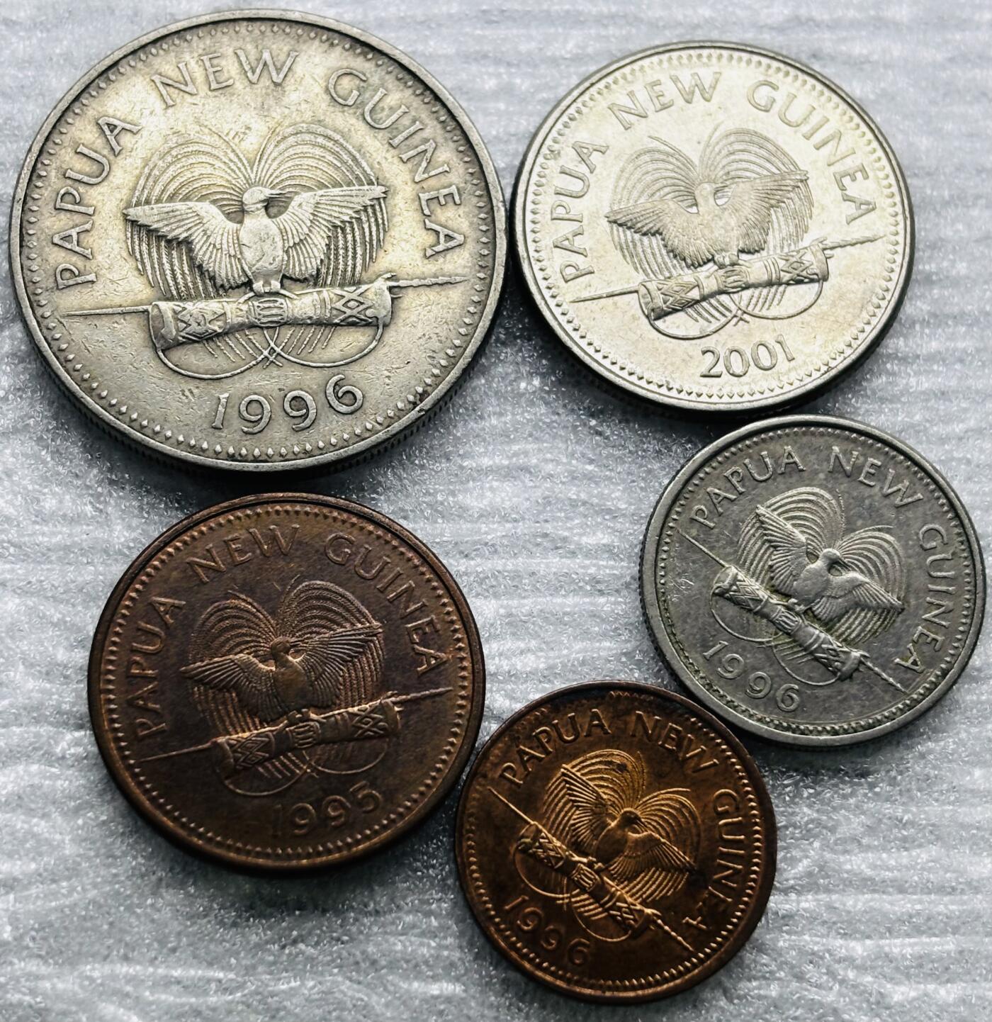 文馨钱币收藏第 284 场，【 长期接收代拍品】老藏家拍品南朝鲜李承晚时期货币，泰国大型纪念币，土耳其各时期及各国套币场 好品巴布亚新几内亚动物套币 5 枚