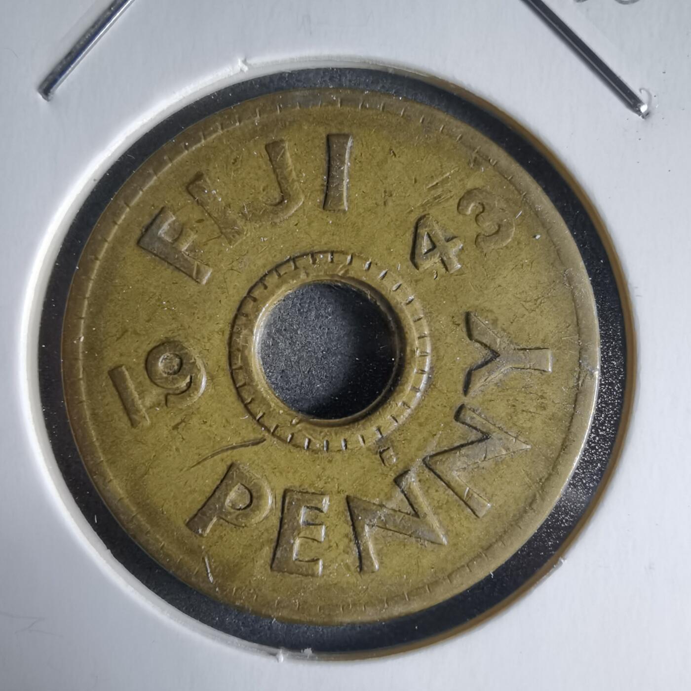 沼泽如烟--第928场 斐济1943年1便士