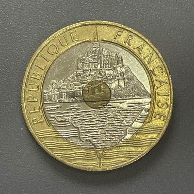 回流1215 - 法国1993年20法郎纪念圣米希歇尔修道院三金属币 1993年获得了国际造币厂协会（IACA）的“年度最佳流通纪念币奖”