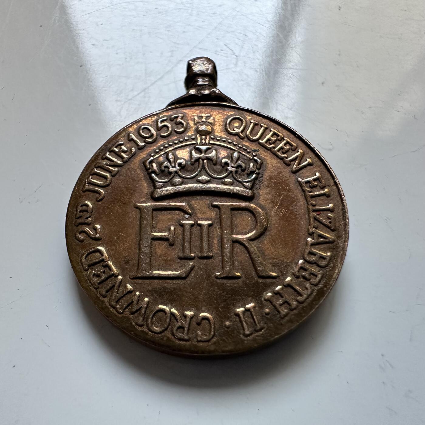 🌹外币初藏🌹🐯2025年第140场  每周二四六晚8️⃣点 接代拍 英国1953年女王登基纪念章 19毫米