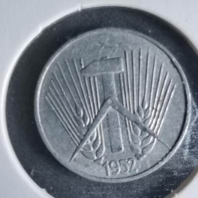 沼泽如烟--第928场 - 东德1952年1芬尼