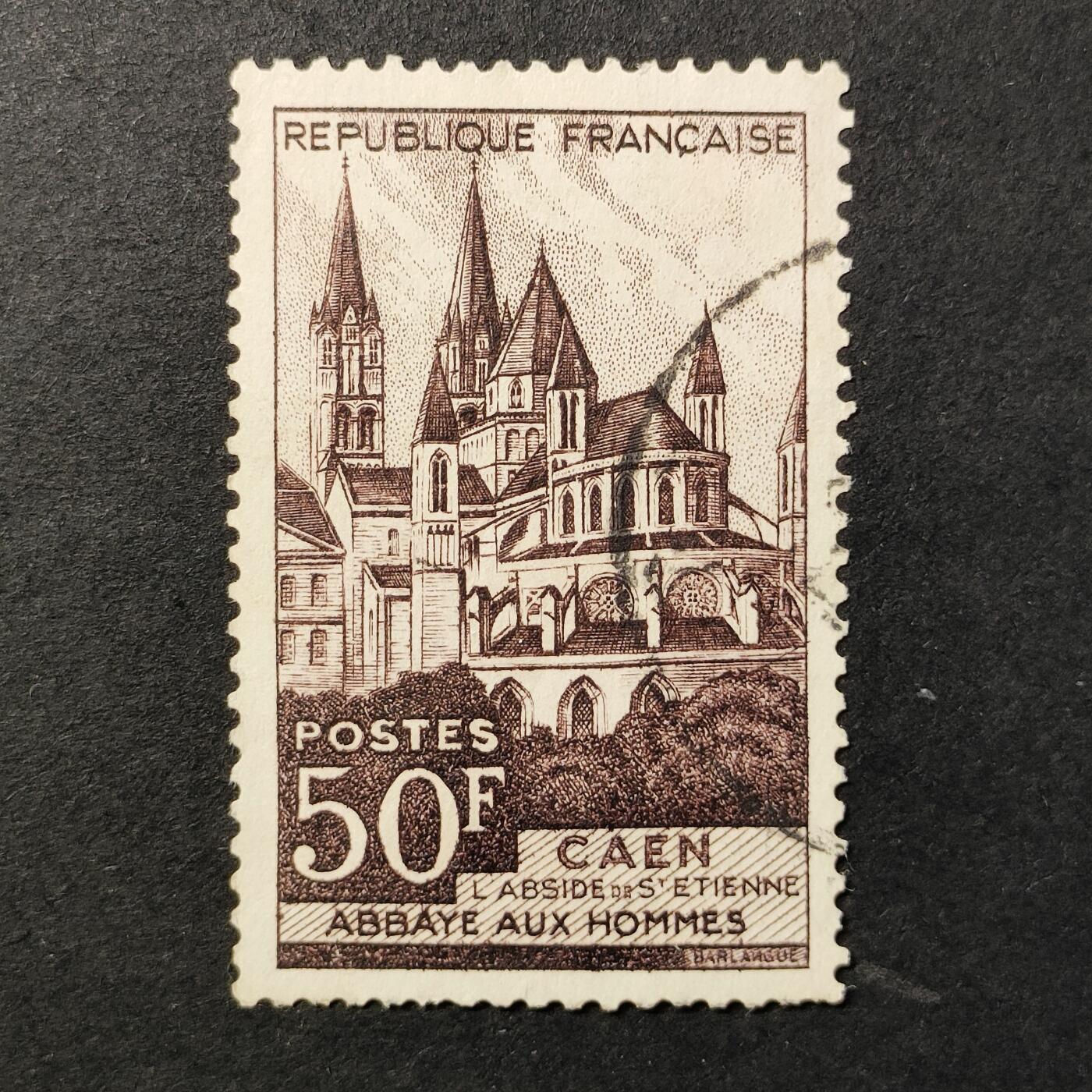 ↓君缘收藏677期☞钱币邮品↓无佣金、可寄存、满30元包邮  法国邮票，1951年世界遗产 卡昂修道院邮票雕刻版