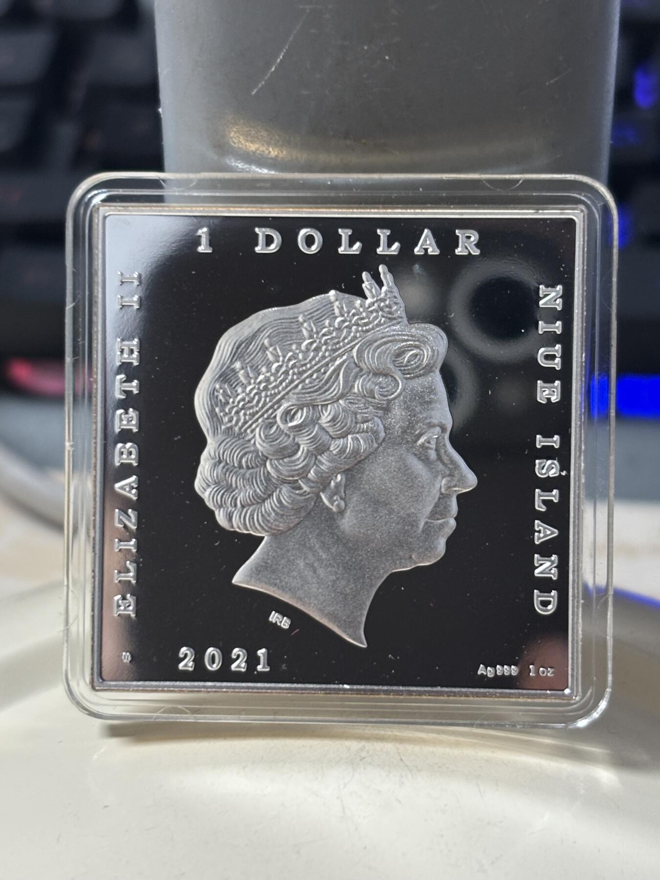 第185期拍卖 纽埃2021年世界名画系列雾海上的旅人彩色纪念银币，999银，发行量999枚