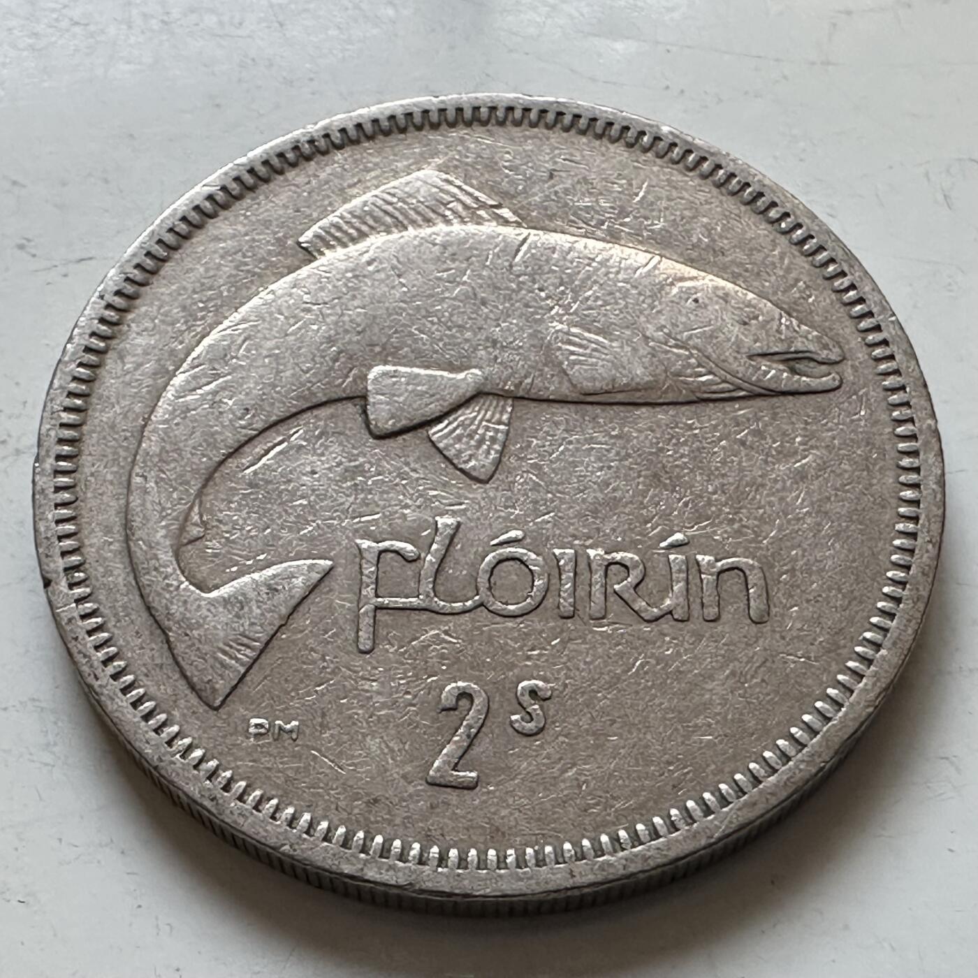 🌹外币初藏🌹🐯2025年第140场  每周二四六晚8️⃣点 接代拍 爱尔兰1966年两先令