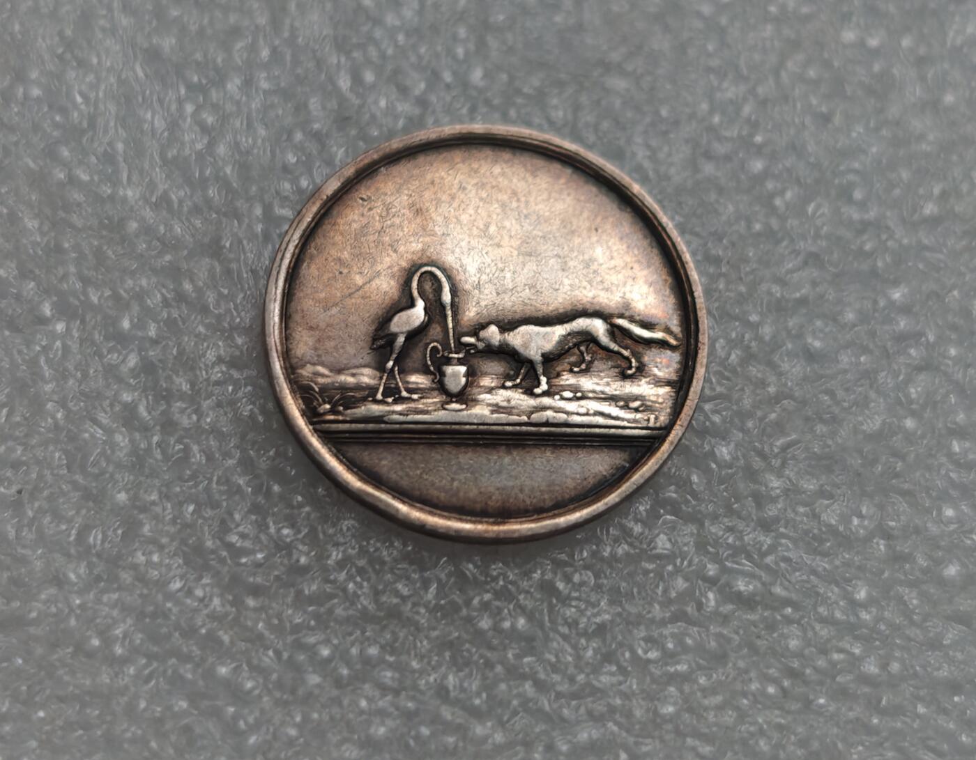 瓶子🏺第220期拍卖会  18世纪德国寓言故事银质币章