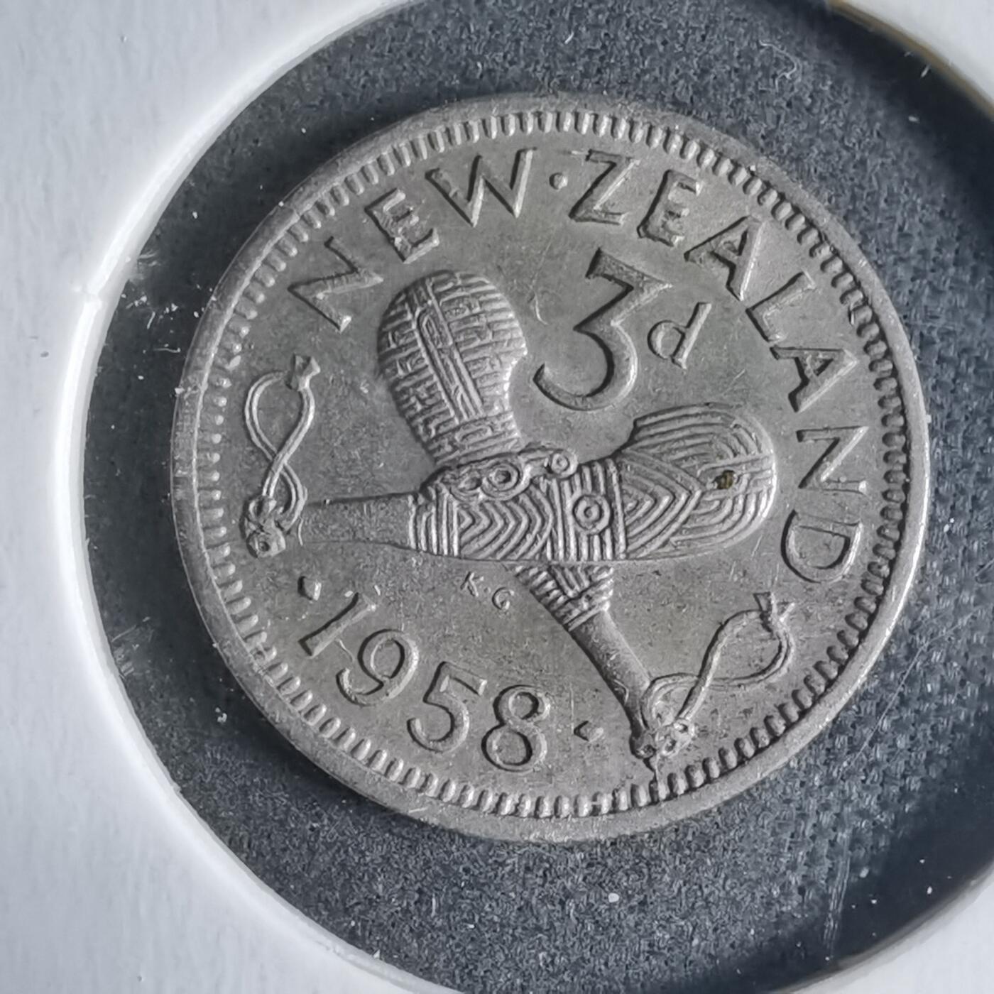 沼泽如烟--第928场 新西兰1958年3便士