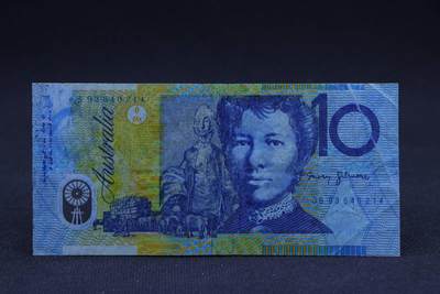 【淘币小摊】限时拍第八百二十八拍  纸币场  满百包邮可预留两周  周一统一发货  -  澳大利亚10元塑料钞【有折】 