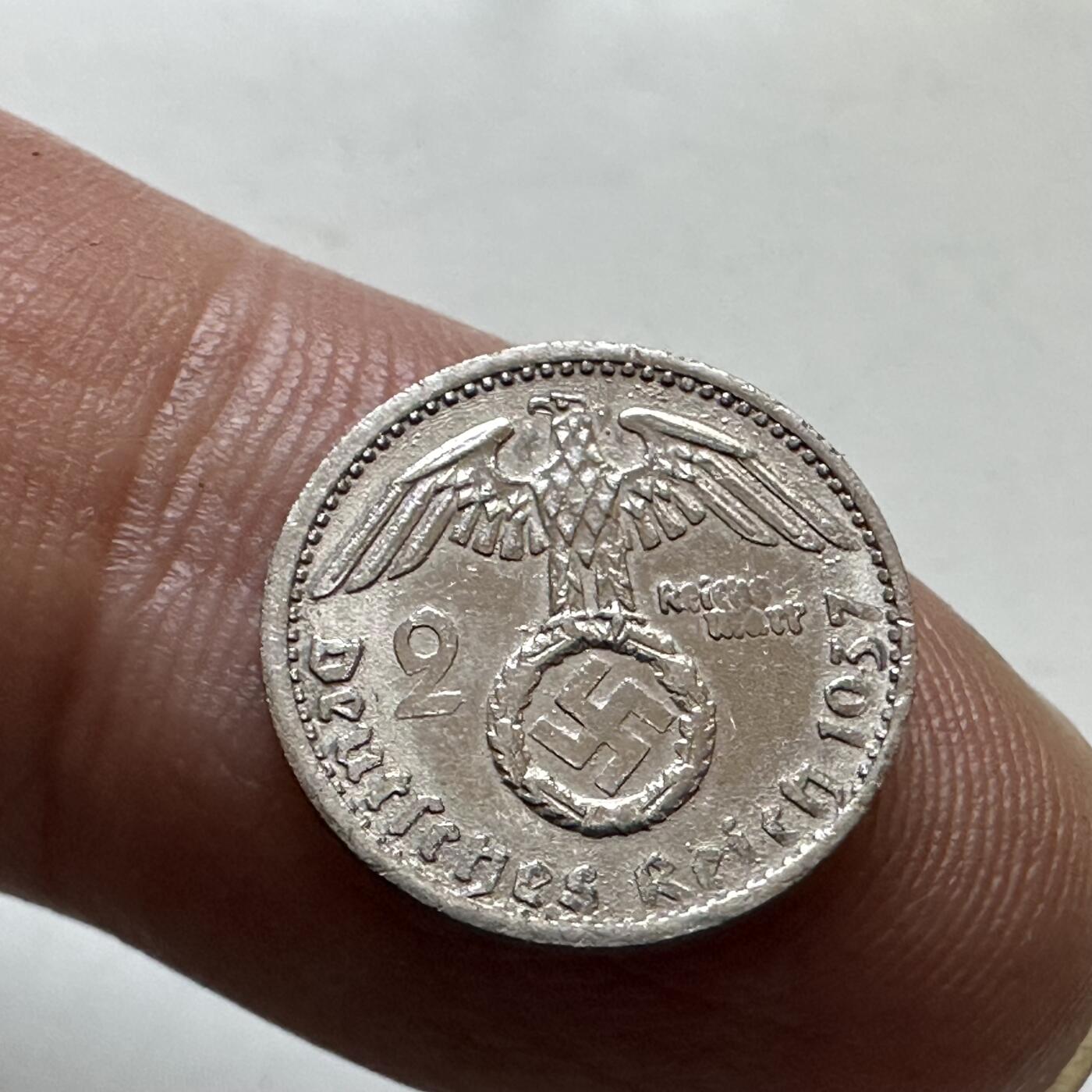 🌹外币初藏🌹🐯2025年第140场  每周二四六晚8️⃣点 接代拍 袖珍币 兴登堡两马克13.8毫米 非常卡哇伊