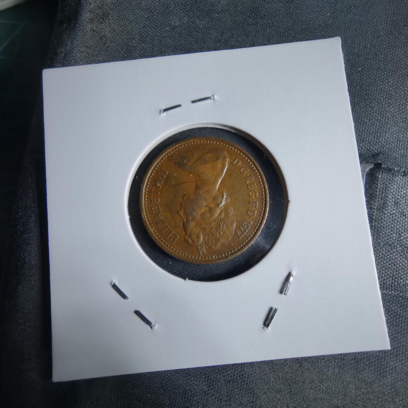 沼泽如烟--第928场 英国1977年1便士