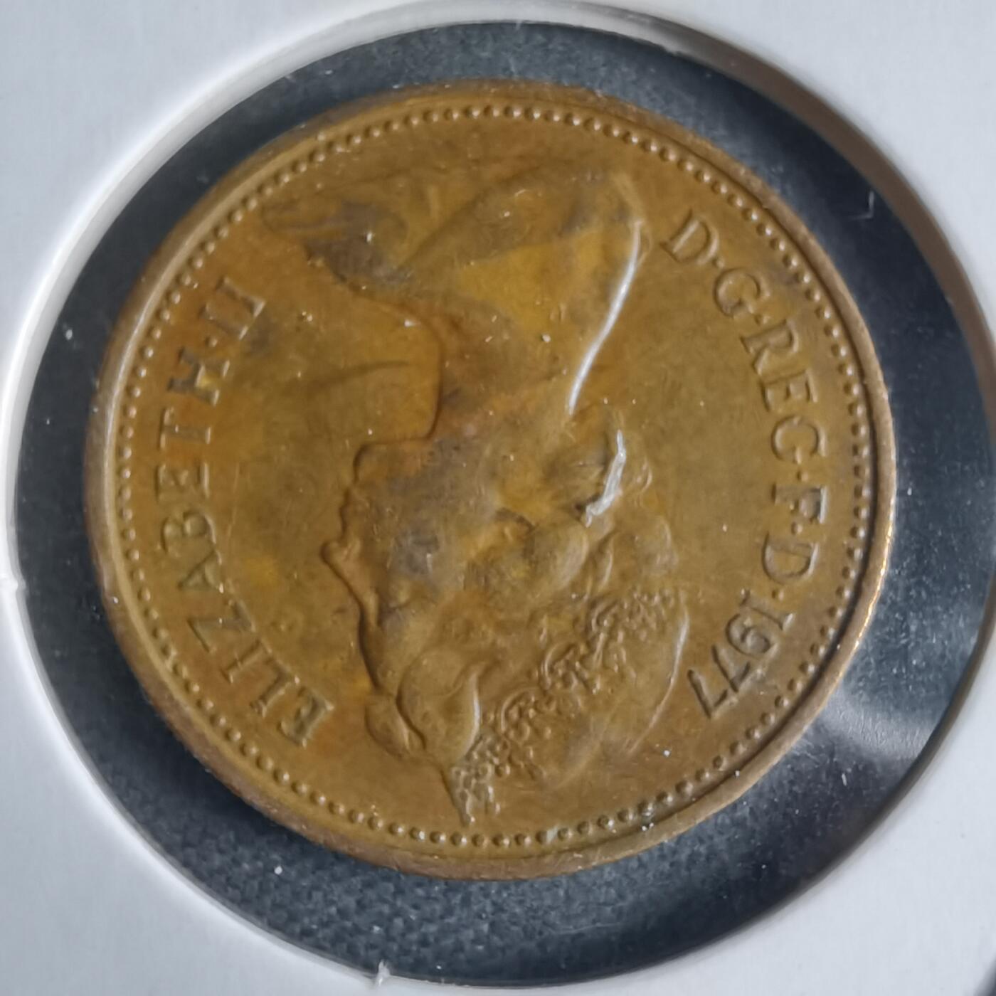 沼泽如烟--第928场 英国1977年1便士