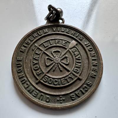 🌹外币初藏🌹🐯2025年第140场  每周二四六晚8️⃣点 接代拍 - 英国皇家救生协会荣誉奖章 背面刻有受奖人名字 26.4毫米