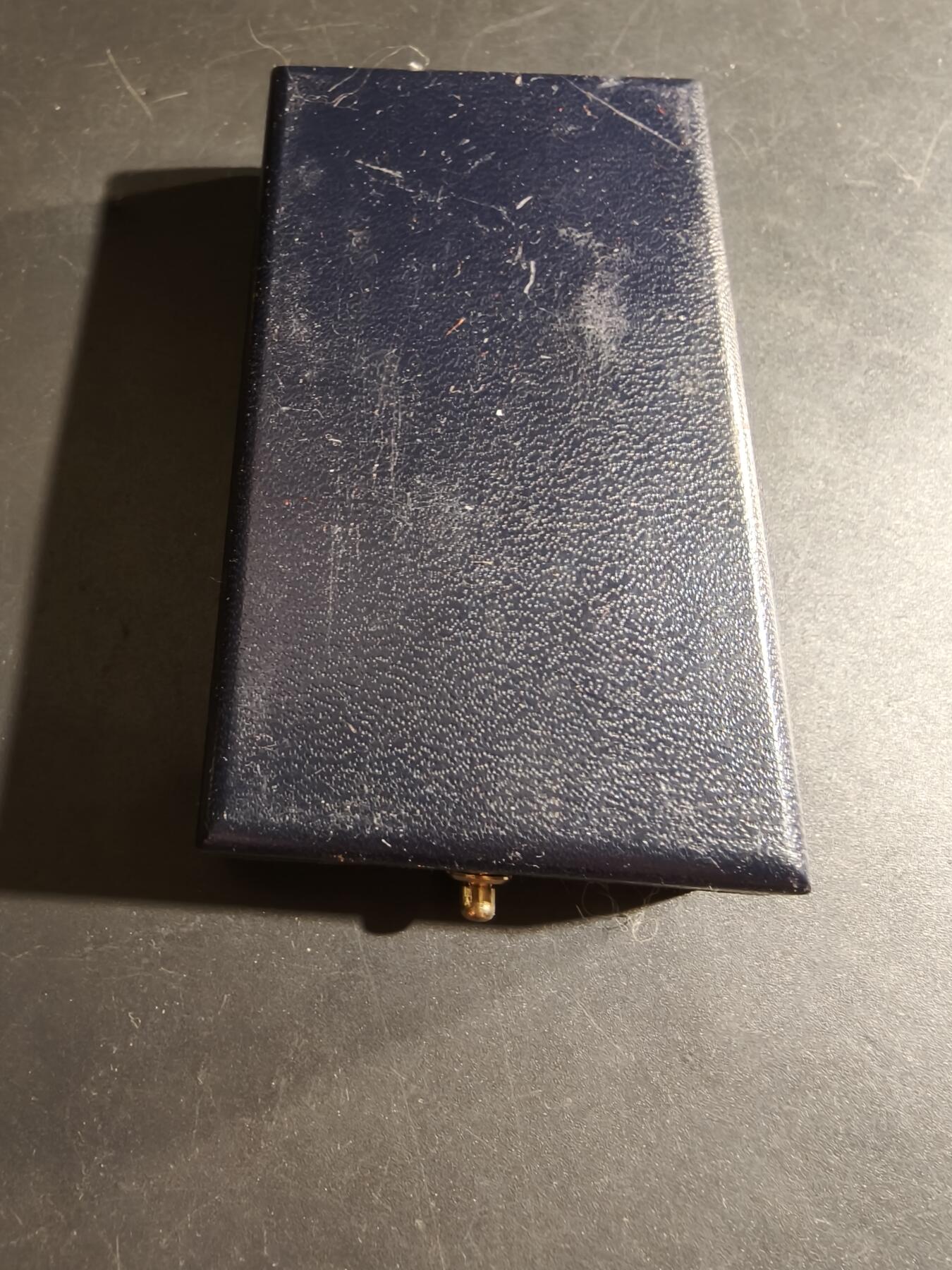 老王徽章第169期 法国骑士级社会功绩勋章    原盒